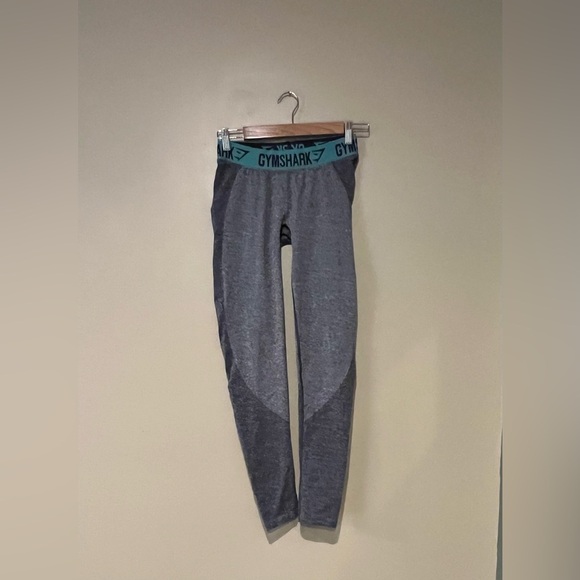 Gymshark Gray/Blue Leggings Low Rise Butt Contour Gym Training Logo Waist, M - Picture 1 of 5